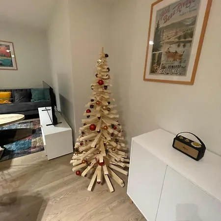 Le Cedre Bleu 10 P - 10 Min De Gerardmer * 르톨리